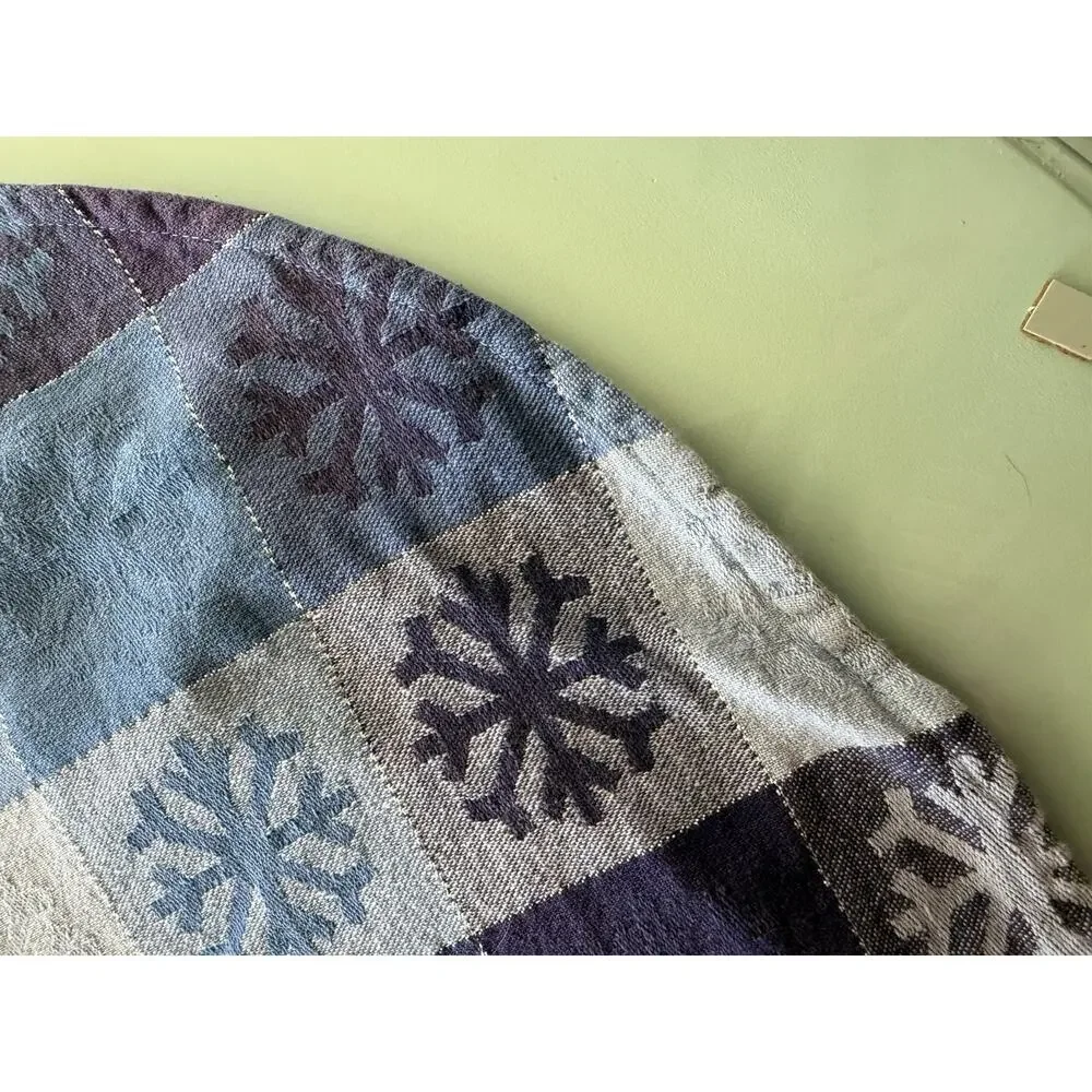 Blue Snowflake & Silver Christmas Tablecloth Avon Home 72x50 W/ Oval Curv Edges